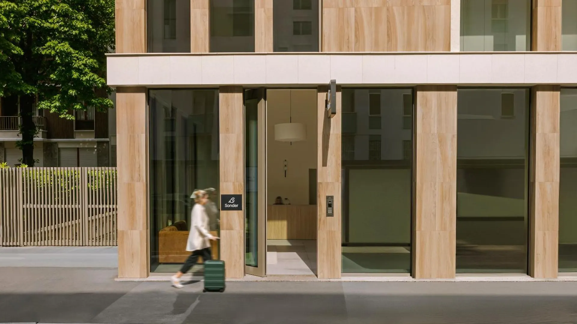 الشقق الفندقية ميلانفي  Sonder Atelier 4*, ميلان إيطاليا