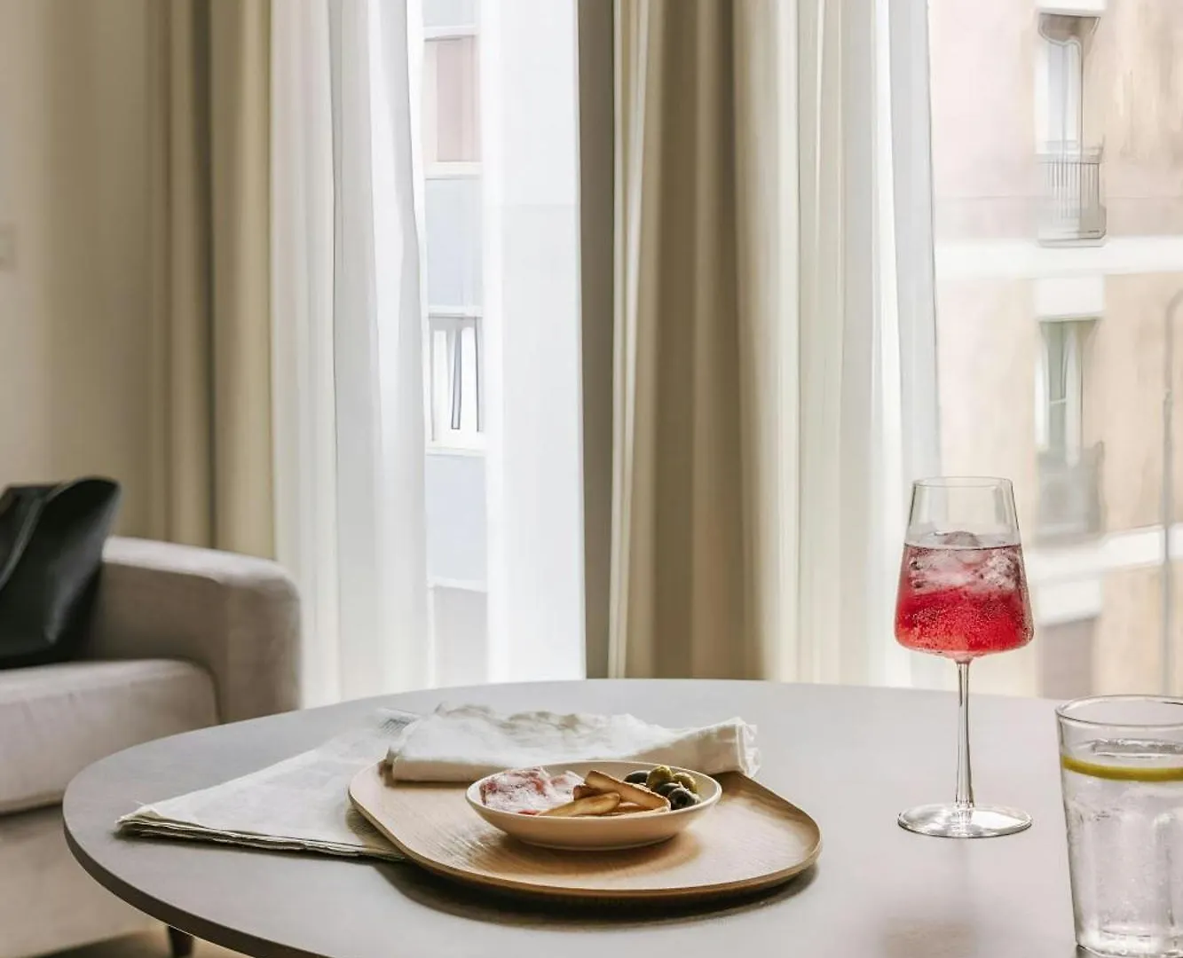 Sonder By Marriott Bonvoy Atelier Apartments Porta Romana Milan Italy
